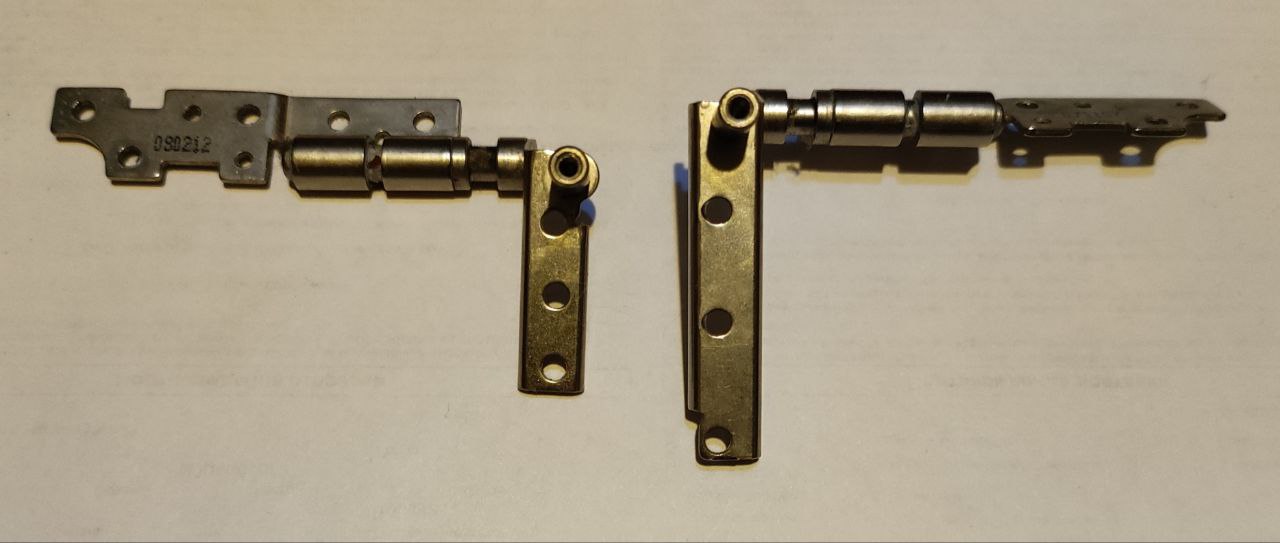 Петли для ноутбука Roverbook Nautilus V771`